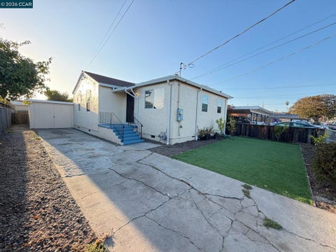 Photo of 341 S 8Th St ST, Richmond, CA 94804 (MLS # 41149006)