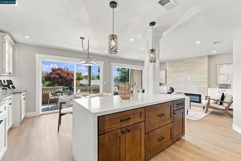 Photo of 2501 Pine Knoll Dr DR #10, Walnut Creek, CA 94595 (MLS # 41148923)
