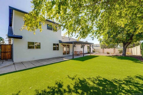 Photo of 814 Floyd Ave AVE, Chula Vista, CA 91910 (MLS # 260022042SD)