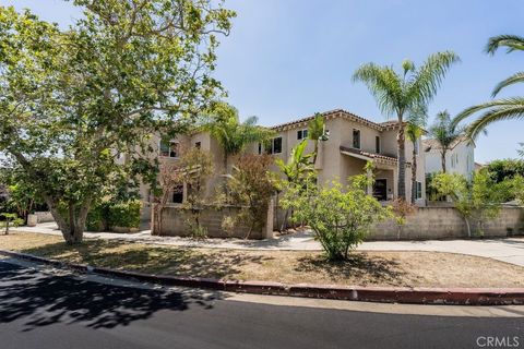 Photo of 1100 S Highland AVE, Los Angeles, CA 90019 (MLS # SR26112373)