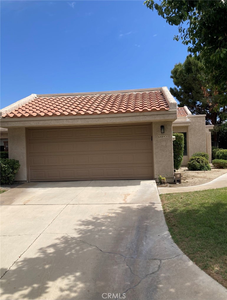 Whether your starter, downsizer, or investor, this spacious 1-bedroom, 2-bath condo offers a fantastic opportunity. Featuring soaring cathedral ceilings, a private outdoor patio, and an attached two-car garage, the home delivers comfort, convenience, and great bones. It could use a bit of updating—perfect for those wanting to add personal touches. Located in a community with a pool and jacuzzi, this property combines lifestyle and potential.
Conveniently located near community parks, shopping, golf courses, dining and just minutes from the 111 freeway and Palm Springs.