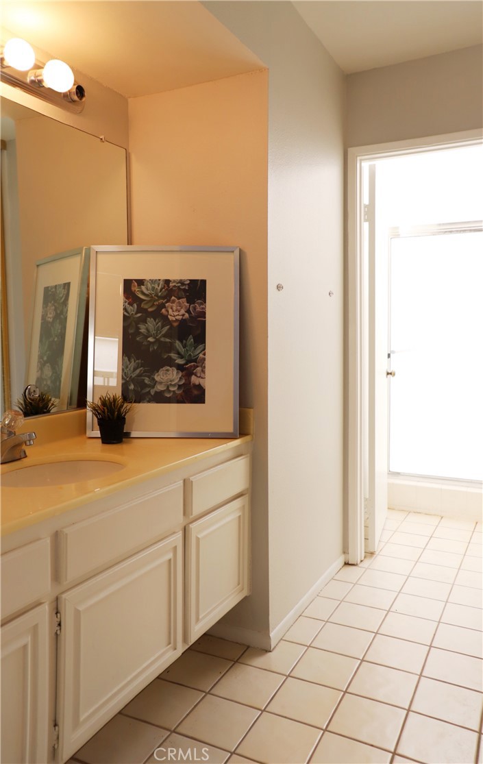 Cathedral Cyn CC SFR (33610) - Residential