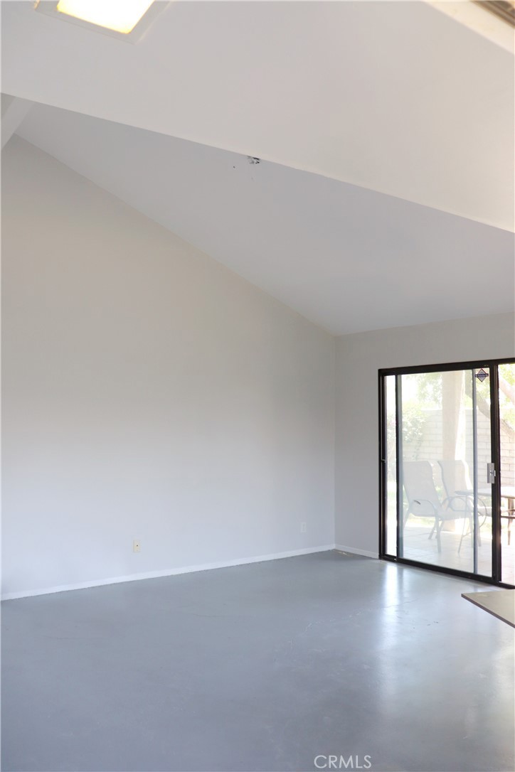 Cathedral Cyn CC SFR (33610) - Residential