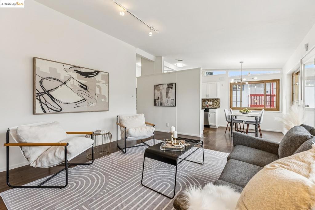 RICHMOND VIEW - Residential