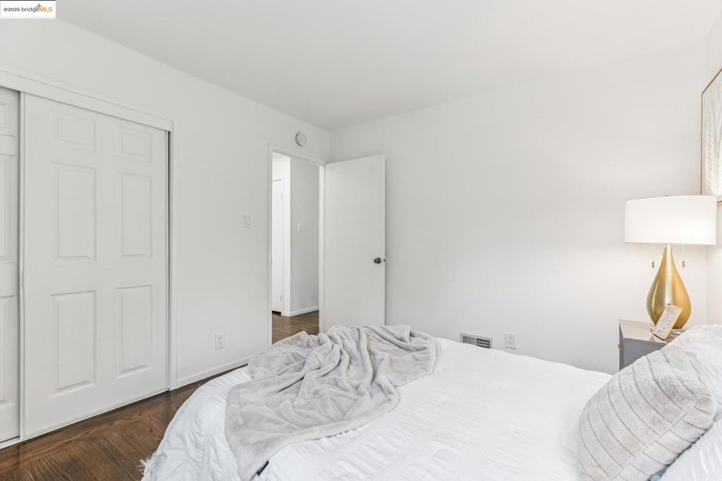 RICHMOND VIEW - Residential