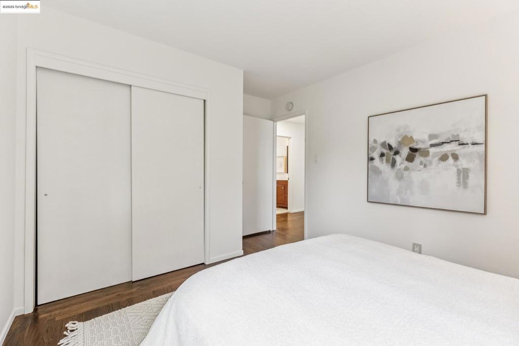 RICHMOND VIEW - Residential