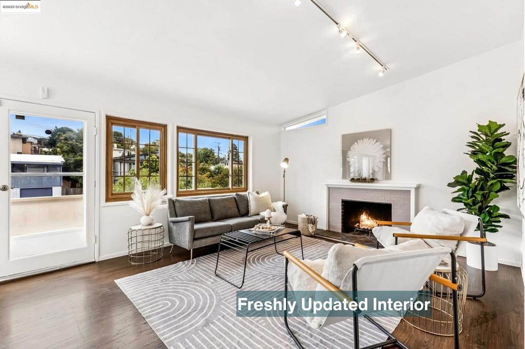 RICHMOND VIEW - Residential