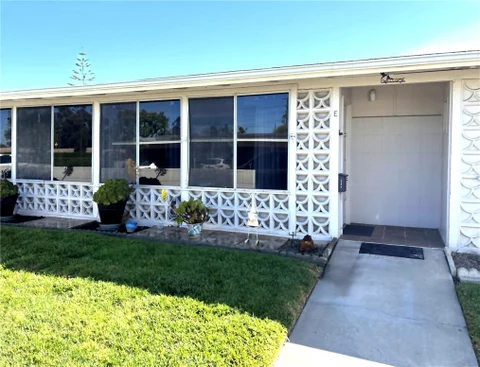 1075 Brookline Road Unit M9-220E, Seal Beach, CA 90740 - MLS#: PW26057539