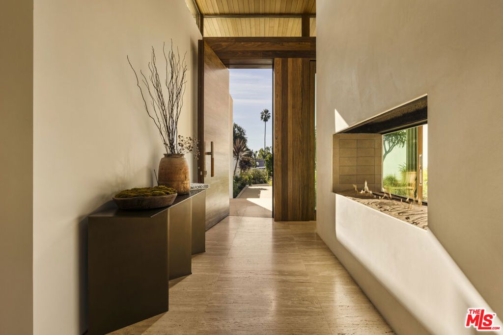 Photo of 28837 Selfridge Drive, Malibu, CA 90265 (MLS # 25630597)