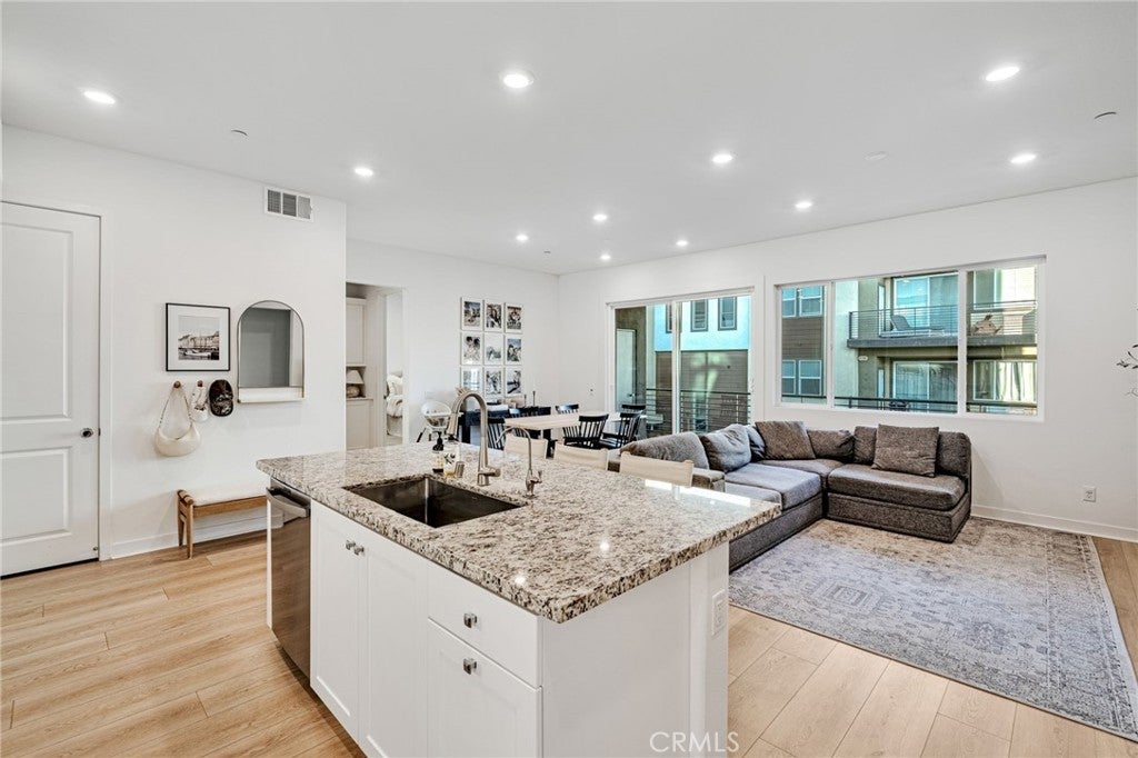 26958 Sandbar Willow Pl 205