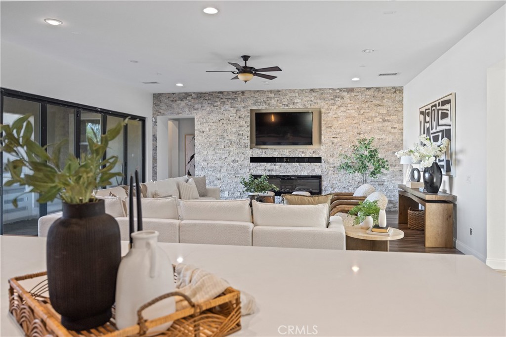 Oakridge (OKRSO) - Residential