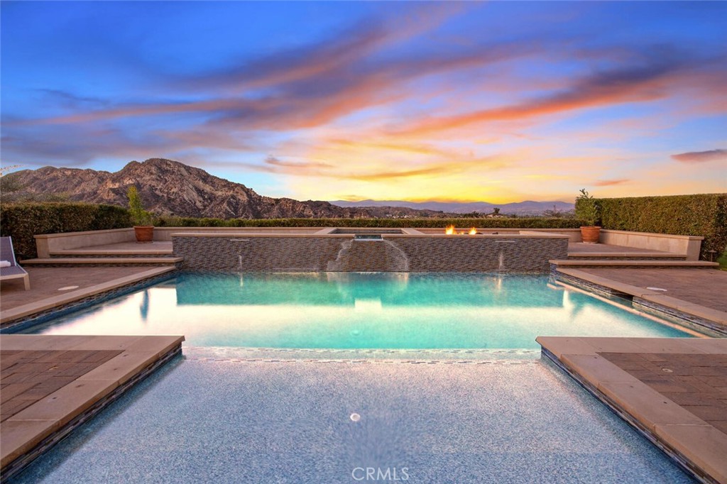 Oakridge (OKRSO) - Residential