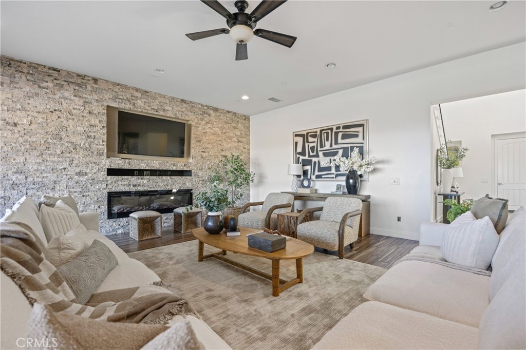 Oakridge (OKRSO) - Residential