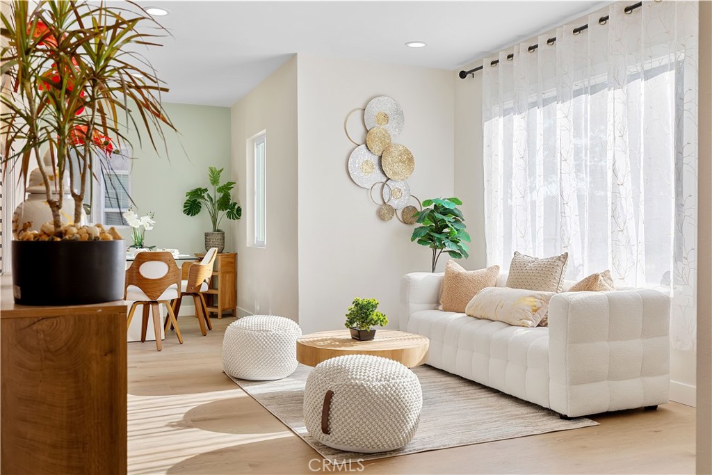 6138 Pepperwood