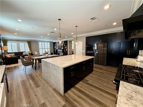 10756 Saffron Street Fontana CA 92337