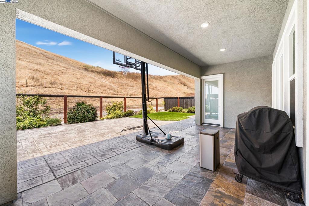 THE PRESERVE - Residential