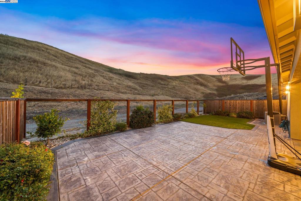 THE PRESERVE - Residential