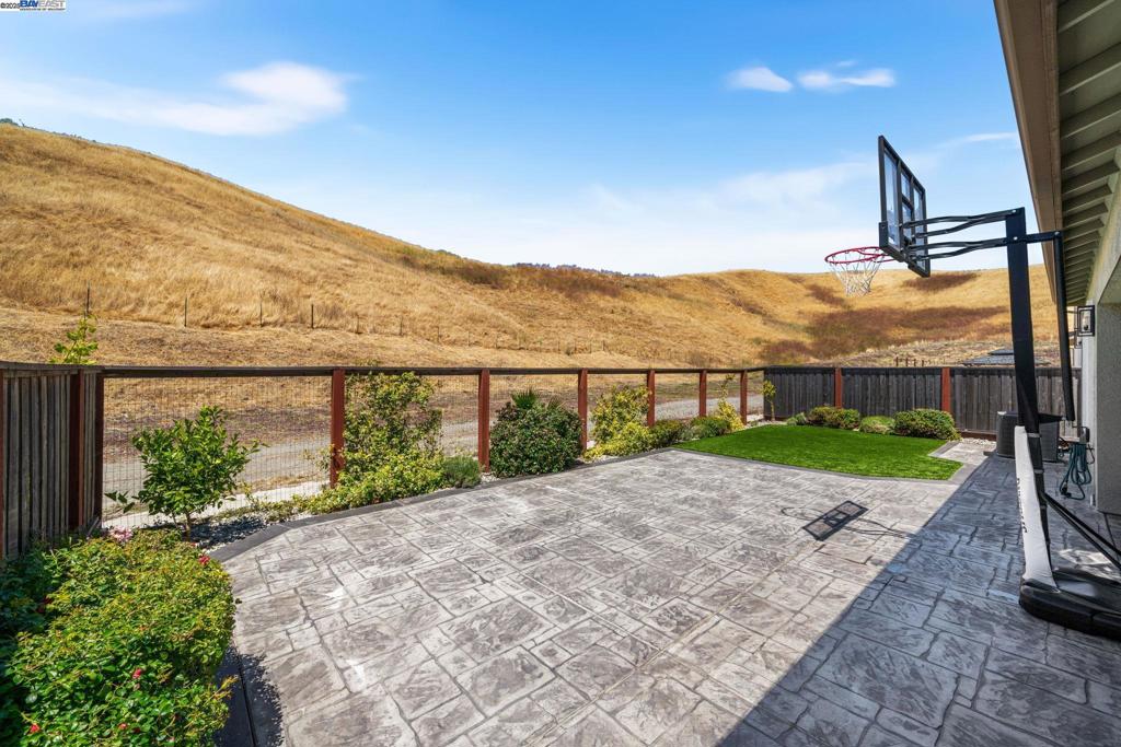 THE PRESERVE - Residential