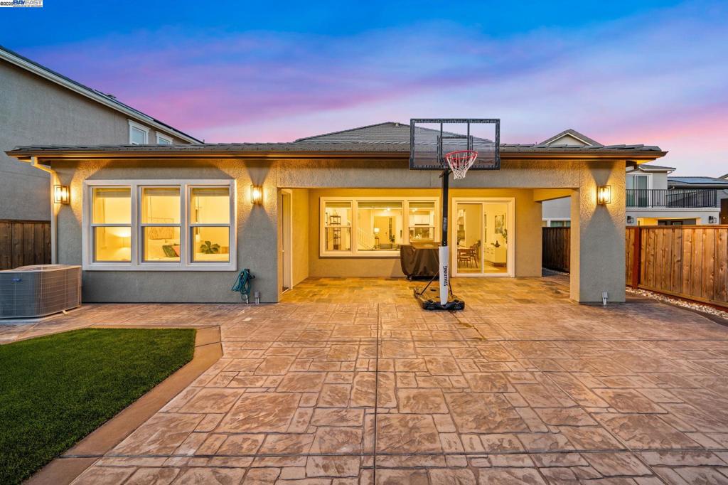 THE PRESERVE - Residential