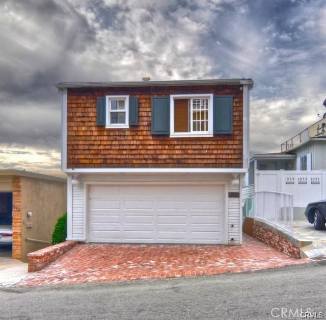 1061 Gaviota Drive