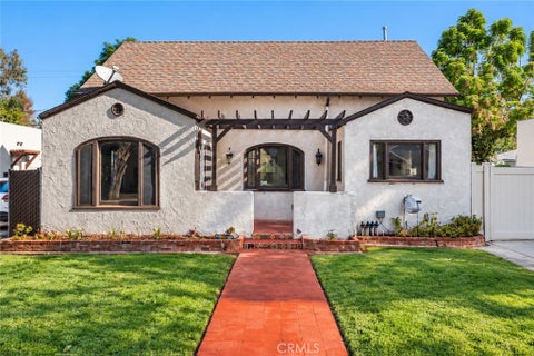 Photo of 4225 Rosewood PL, Riverside, CA 92506 (MLS # IG26222714)