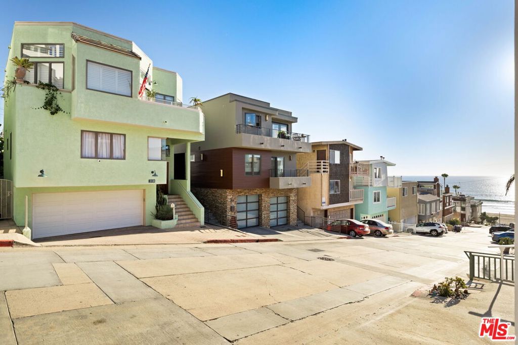 208 43rd Street