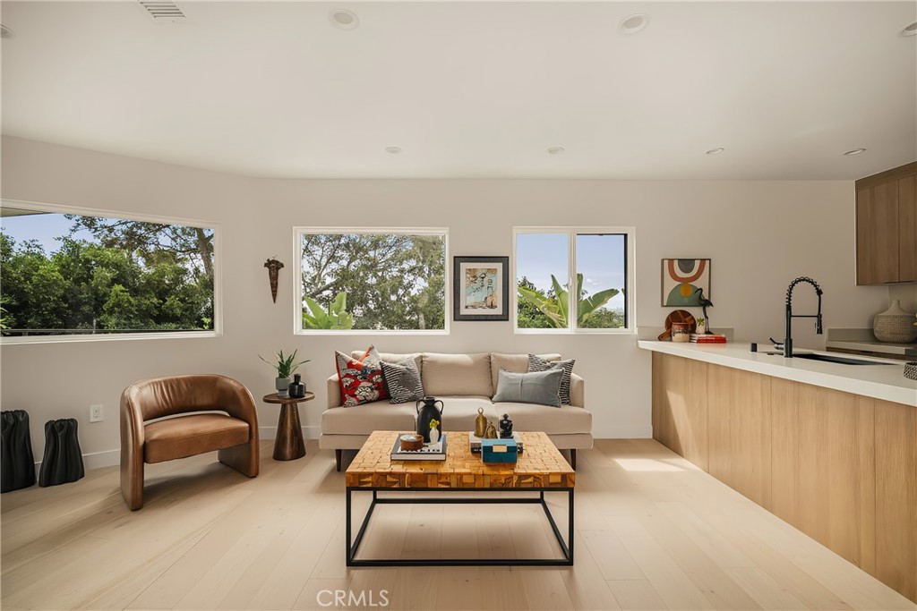 3950 Franklin Avenue