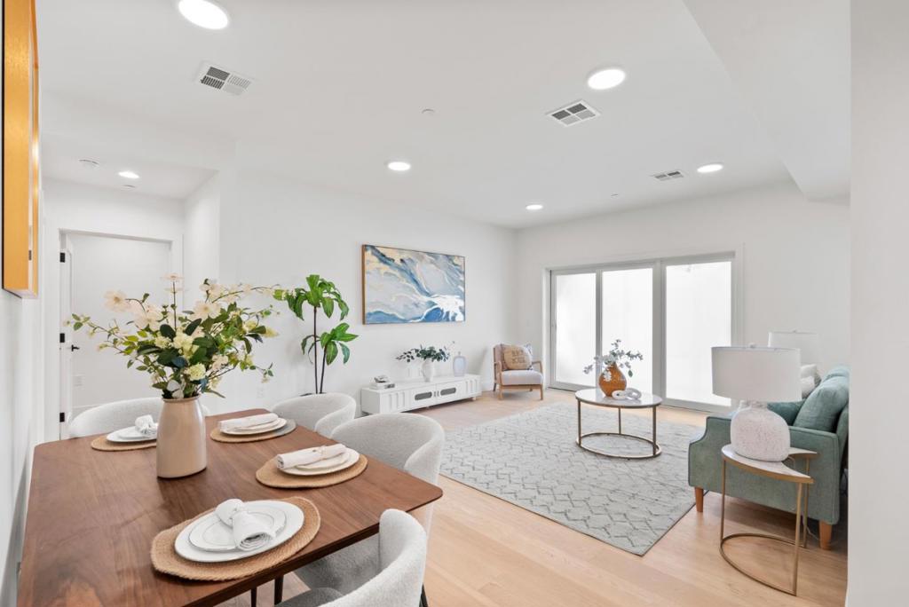 560 El Camino Real 204