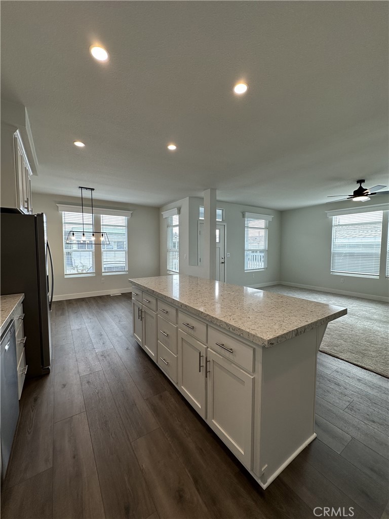 4095 Fruit Street 607