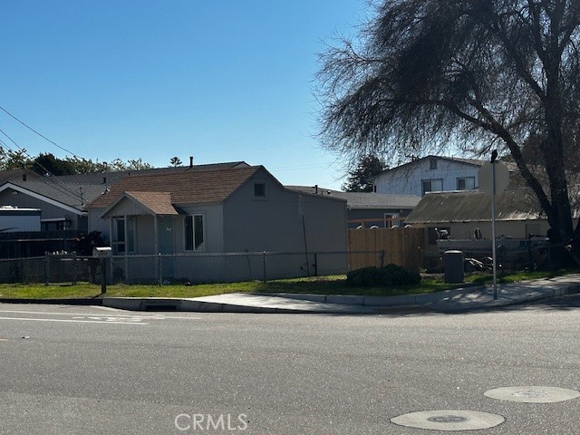 1216 Mentone