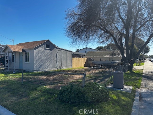 1216 Mentone