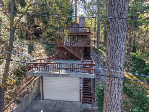 Photo of 23059 Balsam Ln, Cedarpines Park, CA 92325 (MLS # IG25245334)