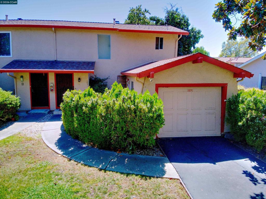 1891 Landana Dr C