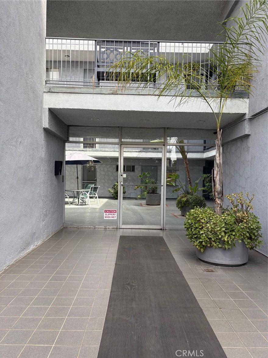 Great Location & great value highlight this spacious and upgraded 2br 2ba condo in prime Sherman Oaks. Spacious floor plan. Wood-like laminate floors. Living room with balcony. Washer and Dryer in unit. Recessed lights. Lots of closets space. Great, secured and animal friendly complex with pool and recreation room. Walking distance to shops, Ventura Blvd, restaurants and community park with tennis courts and swimming pool. Easy access to 101 and 405 freeways. It is located 7 miles to Universal Studios Hollywood and 16 miles to Downtown LA.