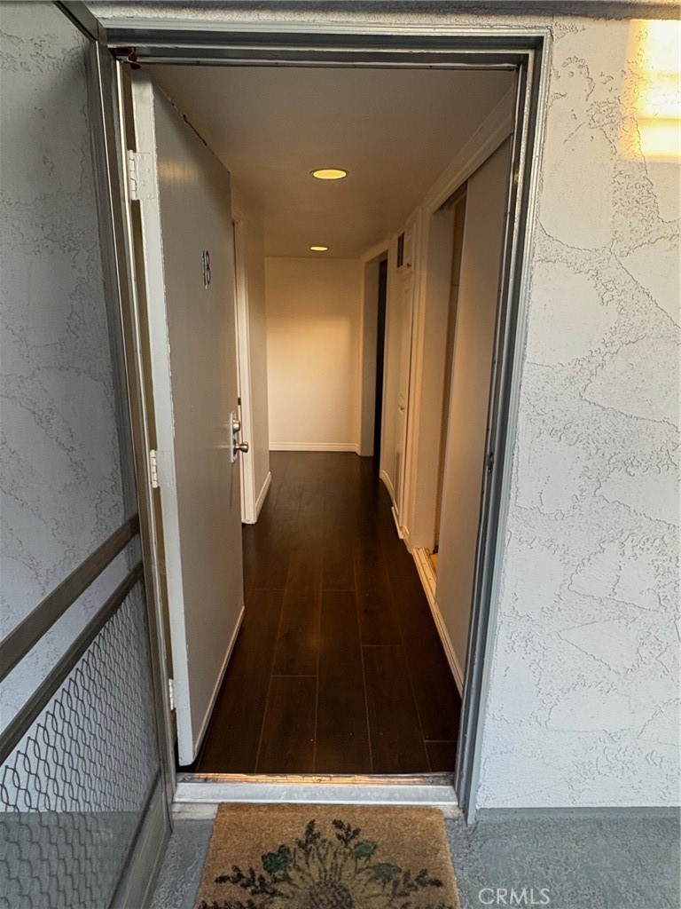 Great Location & great value highlight this spacious and upgraded 2br 2ba condo in prime Sherman Oaks. Spacious floor plan. Wood-like laminate floors. Living room with balcony. Washer and Dryer in unit. Recessed lights. Lots of closets space. Great, secured and animal friendly complex with pool and recreation room. Walking distance to shops, Ventura Blvd, restaurants and community park with tennis courts and swimming pool. Easy access to 101 and 405 freeways. It is located 7 miles to Universal Studios Hollywood and 16 miles to Downtown LA.