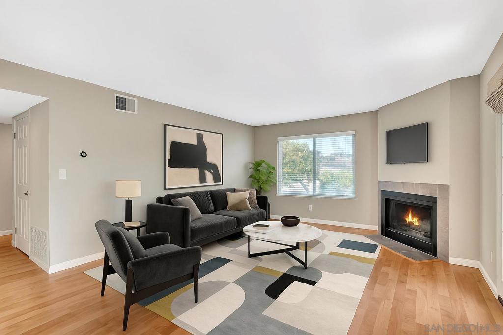 5653 Riley St 105