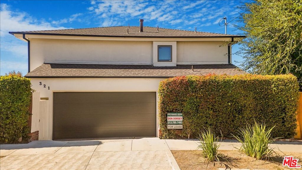 321 N Las Casas Avenue