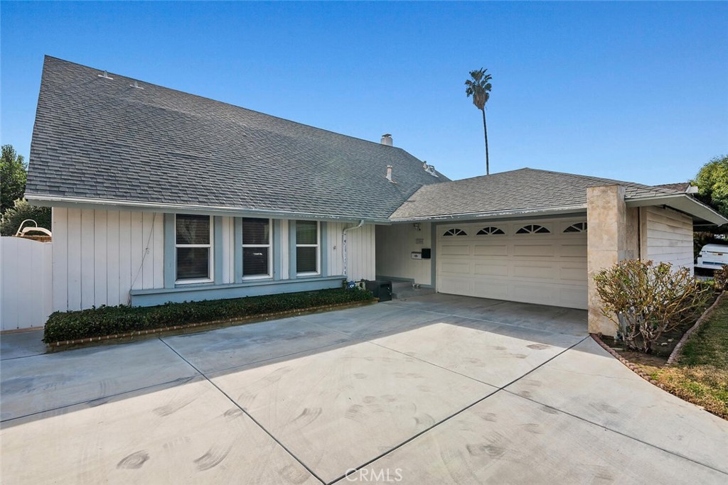 Valencia Glen (VLGL) - Residential Lease