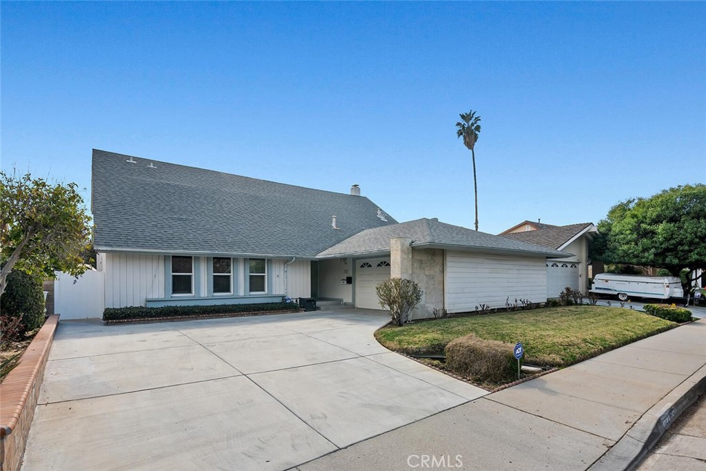 Valencia Glen (VLGL) - Residential Lease