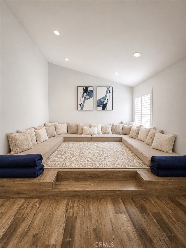 22540 Jeffrey Mark Court 4