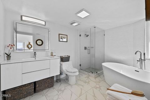 Tiny photo for 542 San Clemente Way, Camarillo, CA 93010 (MLS # V1-33516)