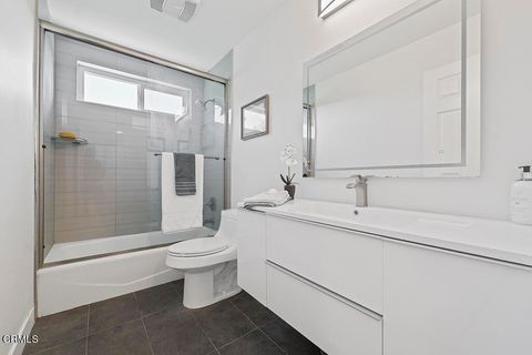 Tiny photo for 542 San Clemente Way, Camarillo, CA 93010 (MLS # V1-33516)