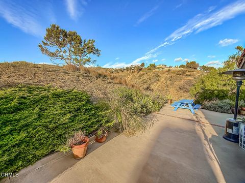 Tiny photo for 542 San Clemente Way, Camarillo, CA 93010 (MLS # V1-33516)