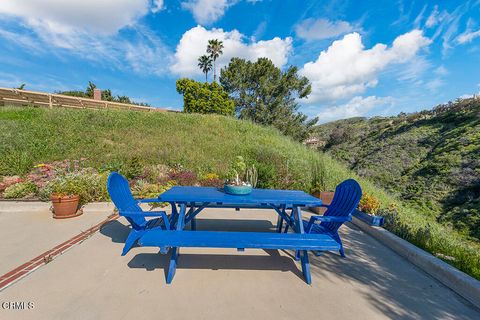 Tiny photo for 542 San Clemente Way, Camarillo, CA 93010 (MLS # V1-33516)