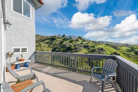 Tiny photo for 542 San Clemente Way, Camarillo, CA 93010 (MLS # V1-33516)