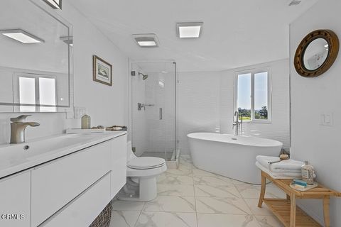 Tiny photo for 542 San Clemente Way, Camarillo, CA 93010 (MLS # V1-33516)