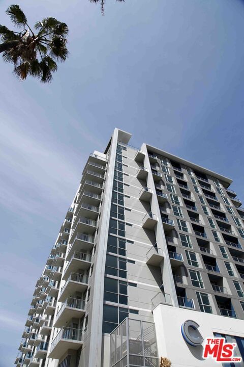Photo of 707 E Ocean Boulevard #1119, Long Beach, CA 90802 (MLS # 25615929)