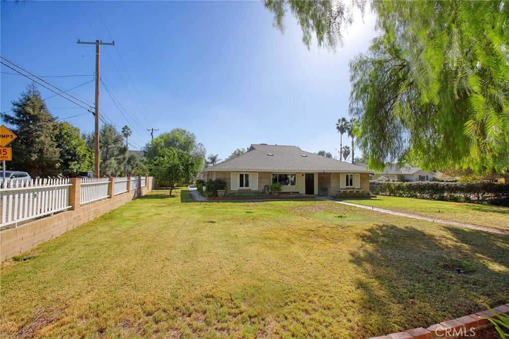 10800 Art Street