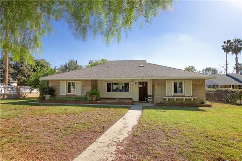 Photo of 10800 Art Street, Shadow Hills, CA 91040 (MLS # GD26227676)