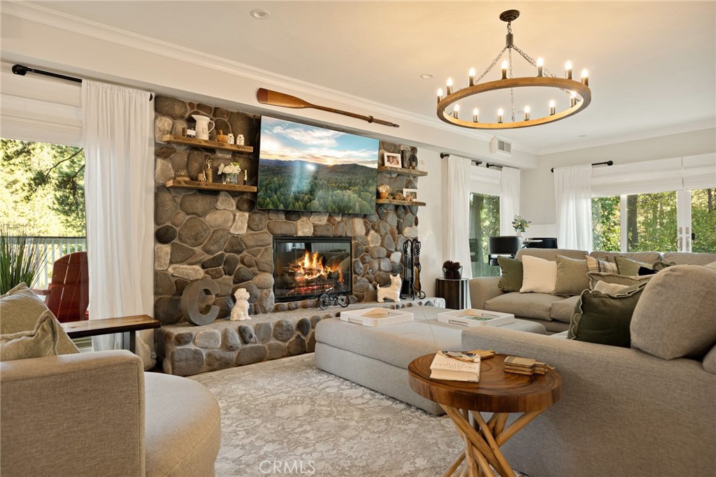 Arrowhead Woods (AWHW) - Residential